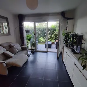 T2 Rez De Jardin Appartement