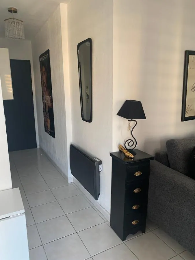 Studio Confort Port De Fréjus Διαμέρισμα